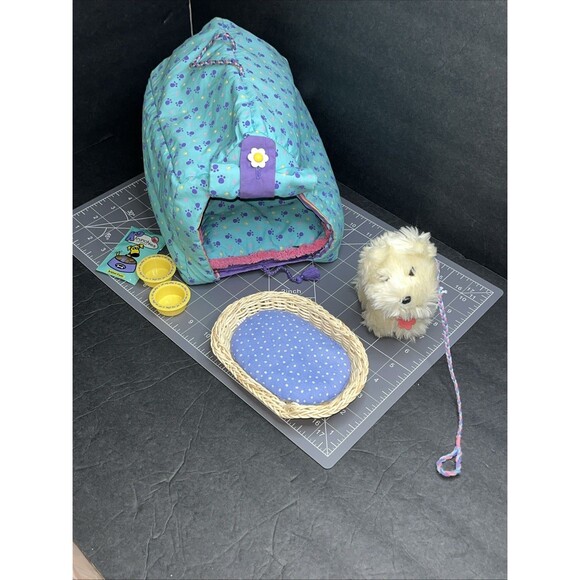 American Girl Doll Coconut Dog With Carrier Bowls Leash Pillow Dog Bed And Food - Picture 8 of 9